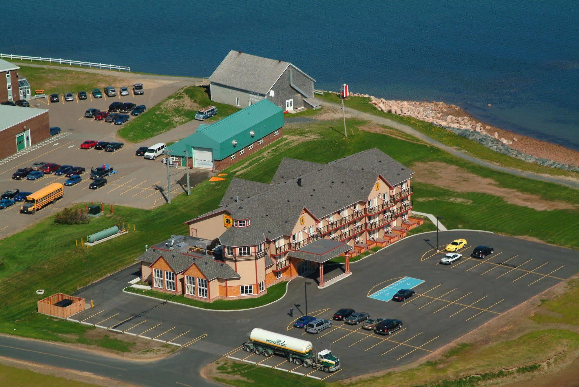 Super 8 By Wyndham Caraquet Ξενοδοχείο Εξωτερικό φωτογραφία